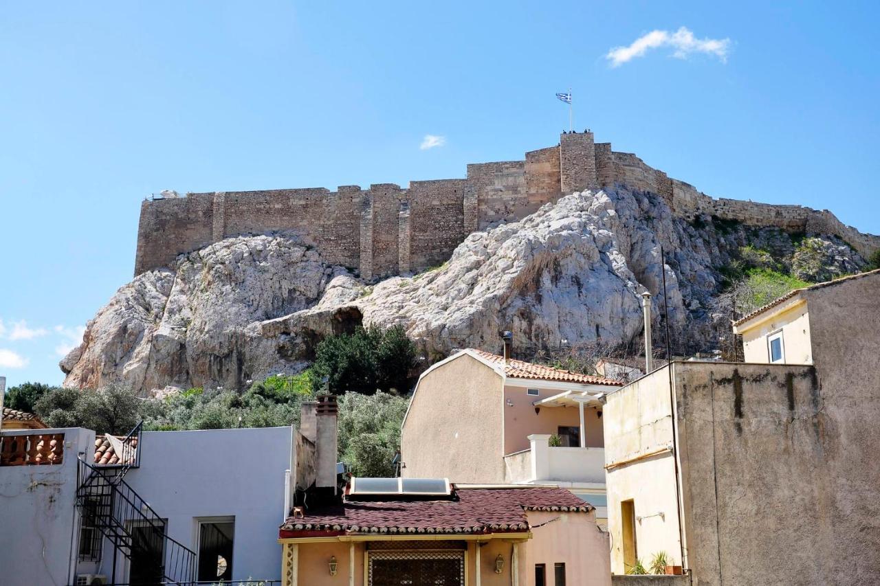 Historic Plaka Apartments Афины Экстерьер фото